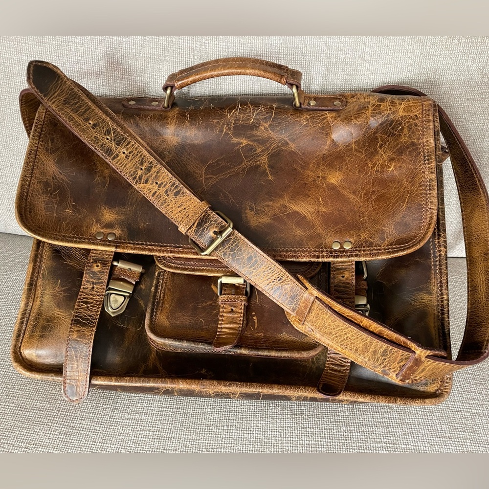 New. Kodiak Leather branded briefcase.